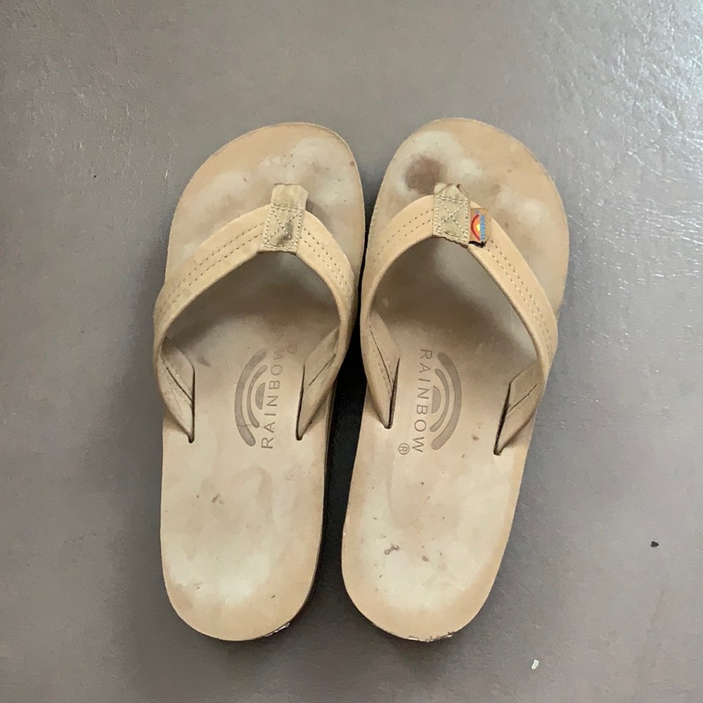 Men size 8 Rainbows. Worn once (M)